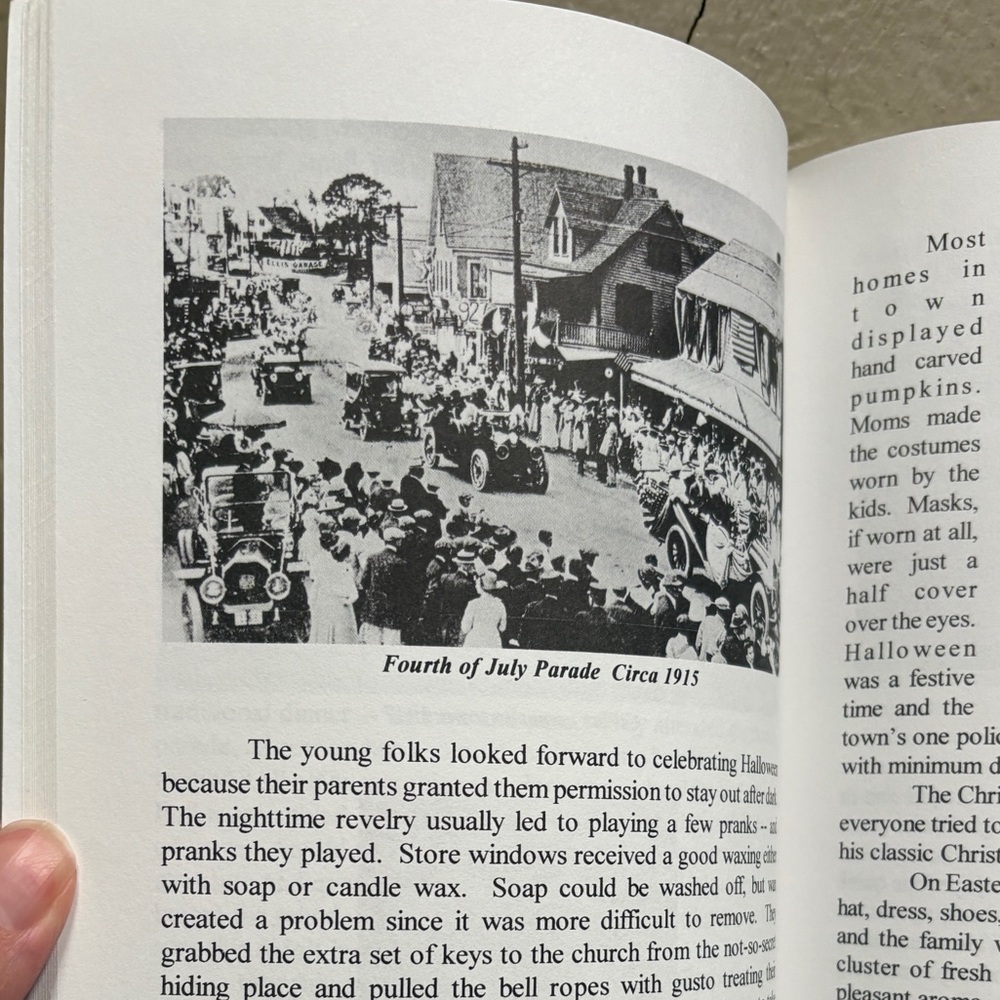Signed York Village Maine Life As It Was 1900-1950 New England History Lobster - Picture 6 of 13